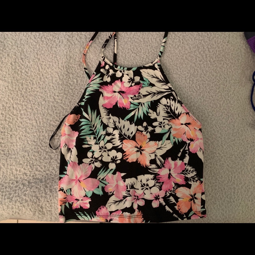 Halter top